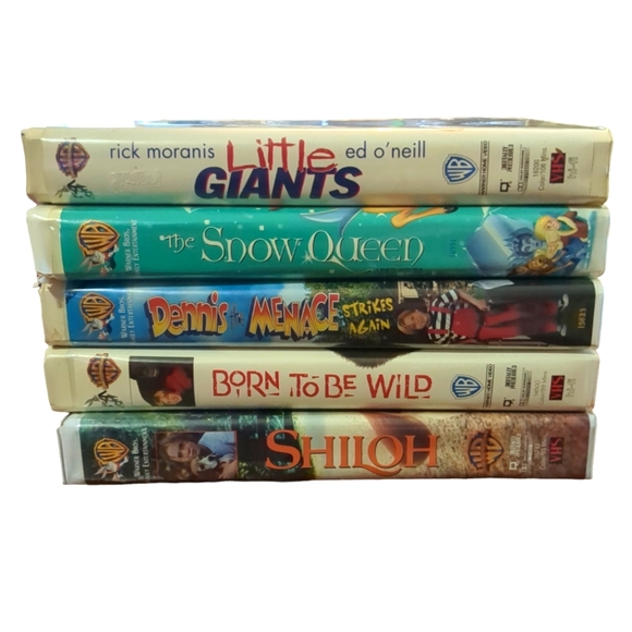 Warner Bros. Other - Bundle of Vintage Warner Brothers VHS Movies